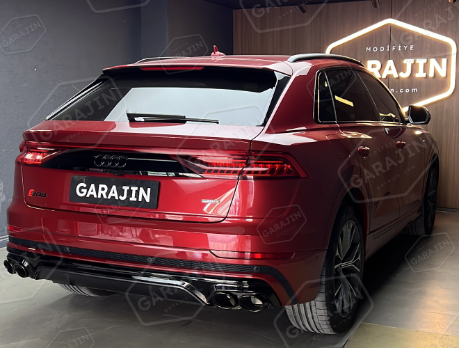 Audi Q8 (2018-Sonrası) RSQ8 Siyah Difüzör ve Egzoz Seti
