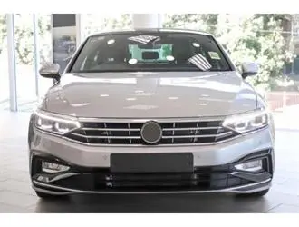 Passat B8.5 R-Line Ön Tampon ve Panjur Seti