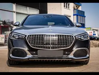 E Serisi W213 (2020-Sonrası) Maybach Body Kit -Siyah Sis Kapak