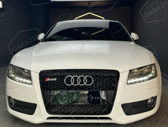 Audi A5 (2008-2012) RS5 Siyah Panjur