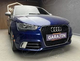 Audi A1 (2011-2015) RS1 Siyah Panjur Krom Çerçeve