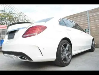 C Serisi W205 (2015-2018) AMG Spoiler Parlak Siyah