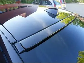 F10 Cam Üstü Spoiler - Parlak Siyah