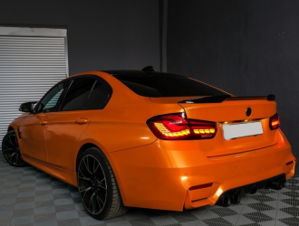 F30 M4 Görünüm Spoiler - Parlak Siyah
