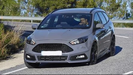 Focus 3 Makyajlı ST Ön Tampon ve Panjur Seti