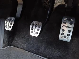 Focus 3 Makyajlı Siyah Yazılı Manuel Vites Pedal Seti