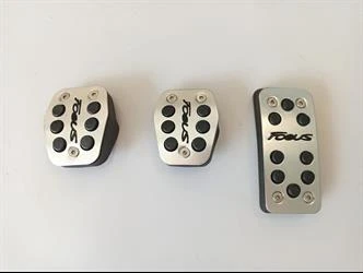 Focus 3 Makyajlı Siyah Yazılı Manuel Vites Pedal Seti