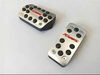 Focus 3 Makyajlı Kırmızı Yazı Otomatik Vites Pedal Seti