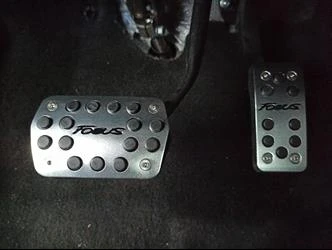 Focus 3 Makyajlı Siyah Yazı Otomatik Vites Pedal Seti