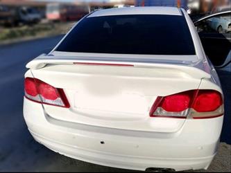Civic FD6 Makyajlı Boyasız ışıklı Spoiler