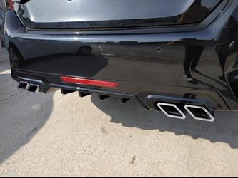 Civic FC5 Parlak Siyah Kare Egzoz Difüzör