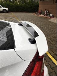 Civic FC5 Boyasız Kırlangıç SI Model Refloktörlü Spoiler