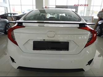 Civic FC5 Boyasız Çıkıntılı Model Bagaj Üstü Spoiler