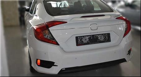 Civic FC5 Boyasız Orta Boy Işıklı Spoiler
