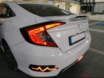 Civic FC5 Boyasız Orta Boy Işıklı Spoiler