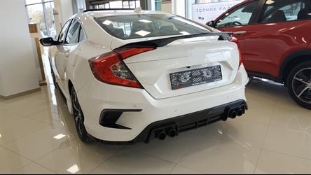 Civic FC5 Parlak Siyah Concept Model Arka Tampon Eki