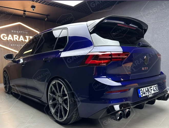 Golf 8 Spoiler - Parlak Siyah