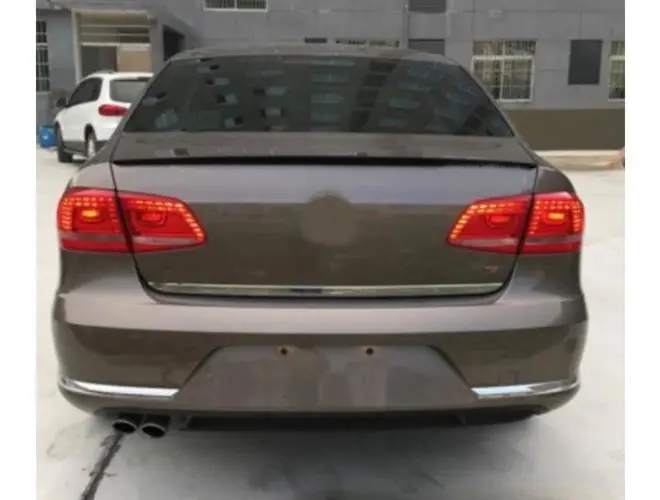 Passat B7 Spoiler - Parlak Siyah