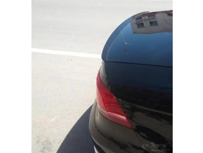 Passat B7 Spoiler - Parlak Siyah