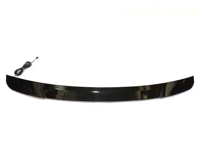 Passat B8 Led Spoiler - Parlak Siyah