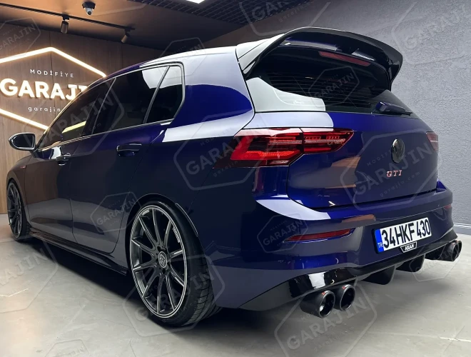 Golf 8 R Difüzör 4 Egzoz - Parlak Siyah