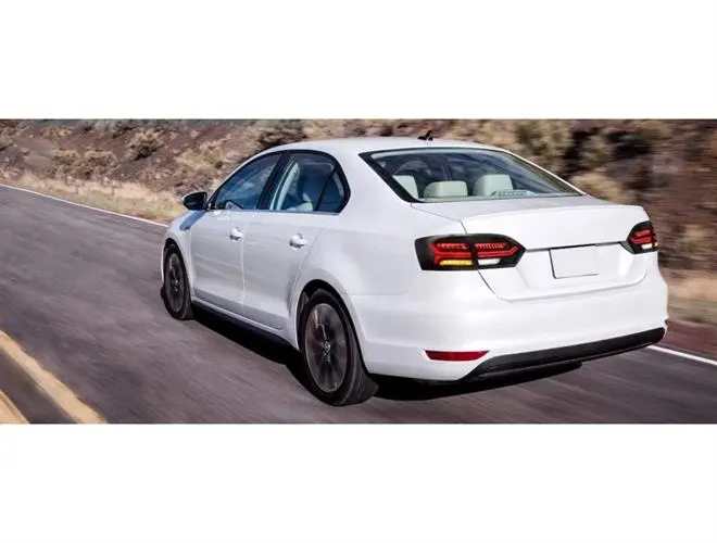 Jetta (2012-2014) Smoke Led Stop
