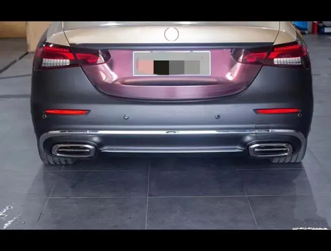 E Serisi W213 (2020-Sonrası) Maybach Body Kit -Siyah Sis Kapak