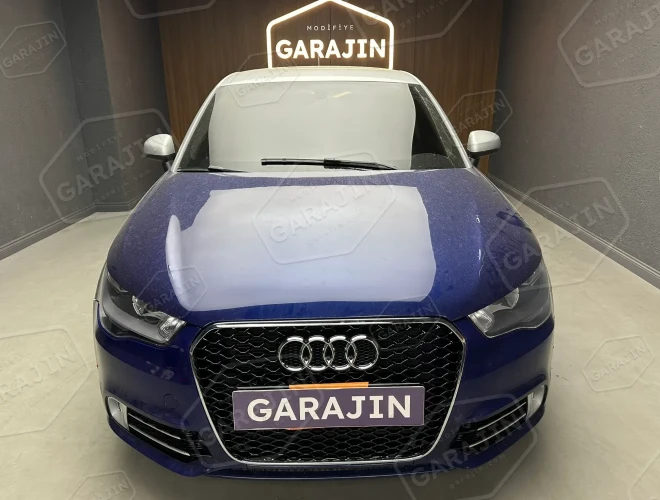 Audi A1 (2011-2015) RS1 Siyah Panjur Krom Çerçeve