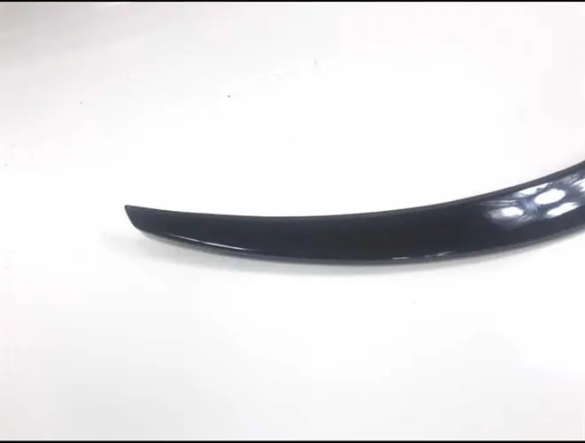 GLC X235 (2015-2019) Spoiler - Parlak Siyah