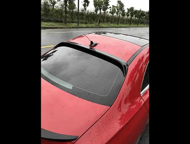 CLA W117 (2013-2016) Cam Üstü Spoiler Parlak Siyah
