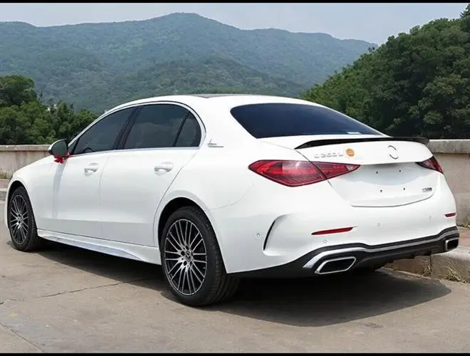 C Serisi W206 (2021-Sonrası) C63s Spoiler - Parlak Siyah