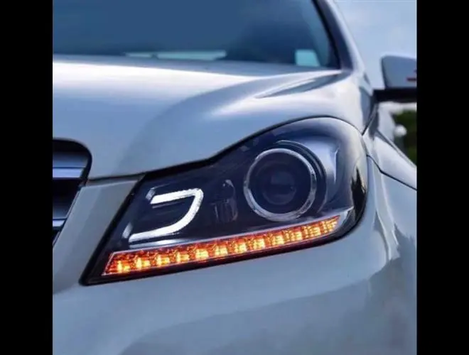 C Serisi W204 Makyajlı (2012-2014) Led Far