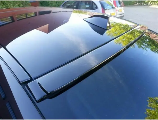 F10 LCI Cam Üstü Spoiler - Parlak Siyah