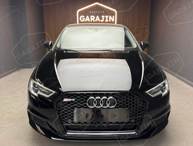 Audi A3 Makyajlı (2016-2020) RS3 Siyah Panjur