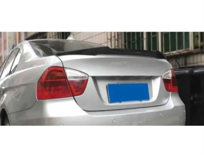 E90 M4 Spoiler - Parlak Siyah