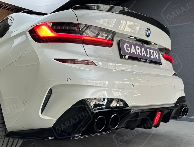 G20 M3 Görünüm GTS Difüzör Seti (Çakarlı ve Egzozlu)