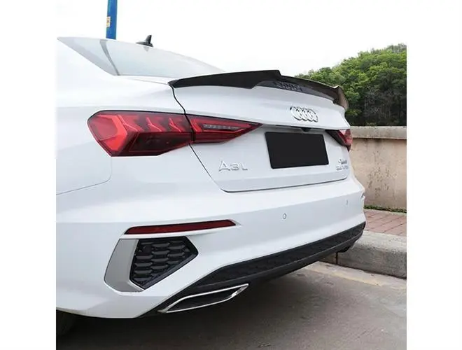Audi A3 (2021-Sonrası) Sedan M4 Spoiler Piano Black