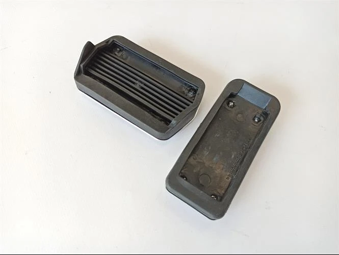 Focus 3 Makyajlı Siyah Yazı Otomatik Vites Pedal Seti