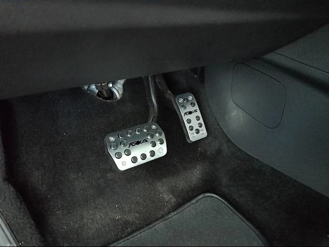 Focus 3 Makyajlı Siyah Yazı Otomatik Vites Pedal Seti