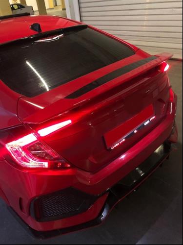Civic FC5 Boyasız Kırlangıç SI Model Refloktörlü Spoiler