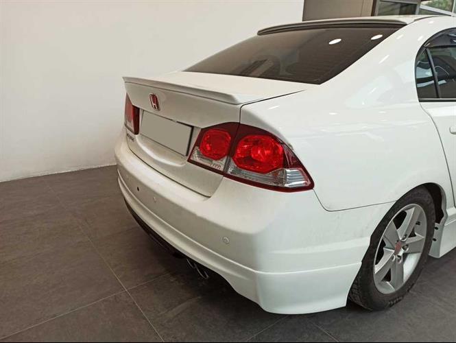 Civic FB7 Arka Cam Spoiler