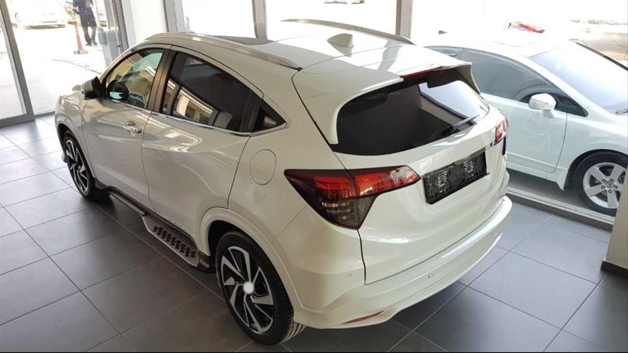 HR-V Boyasız Spoiler
