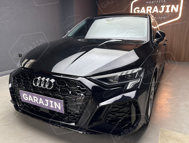 Audi A3 (2021-Sonrası) RS3 Ön Tampon ve Panjur Seti