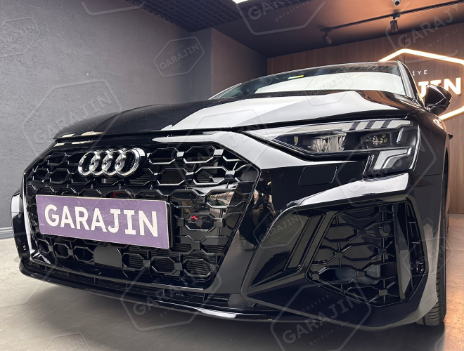 Audi A3 (2021-Sonrası) RS3 Ön Tampon ve Panjur Seti