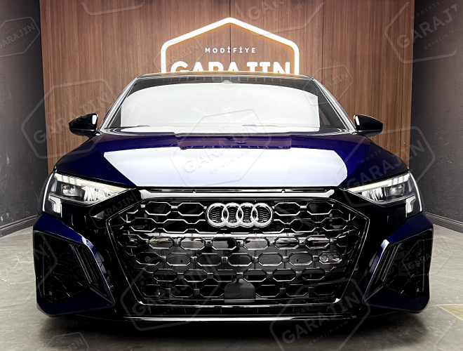 Audi A3 (2021-Sonrası) RS3 Ön Tampon ve Panjur Seti