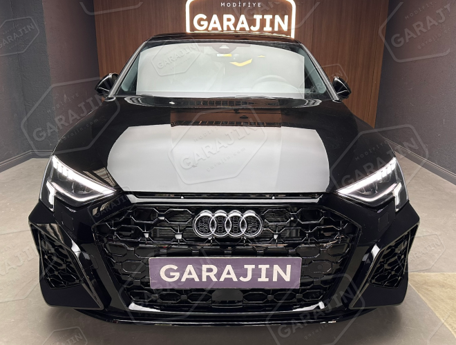 Audi A3 (2021-Sonrası) RS3 Ön Tampon ve Panjur Seti
